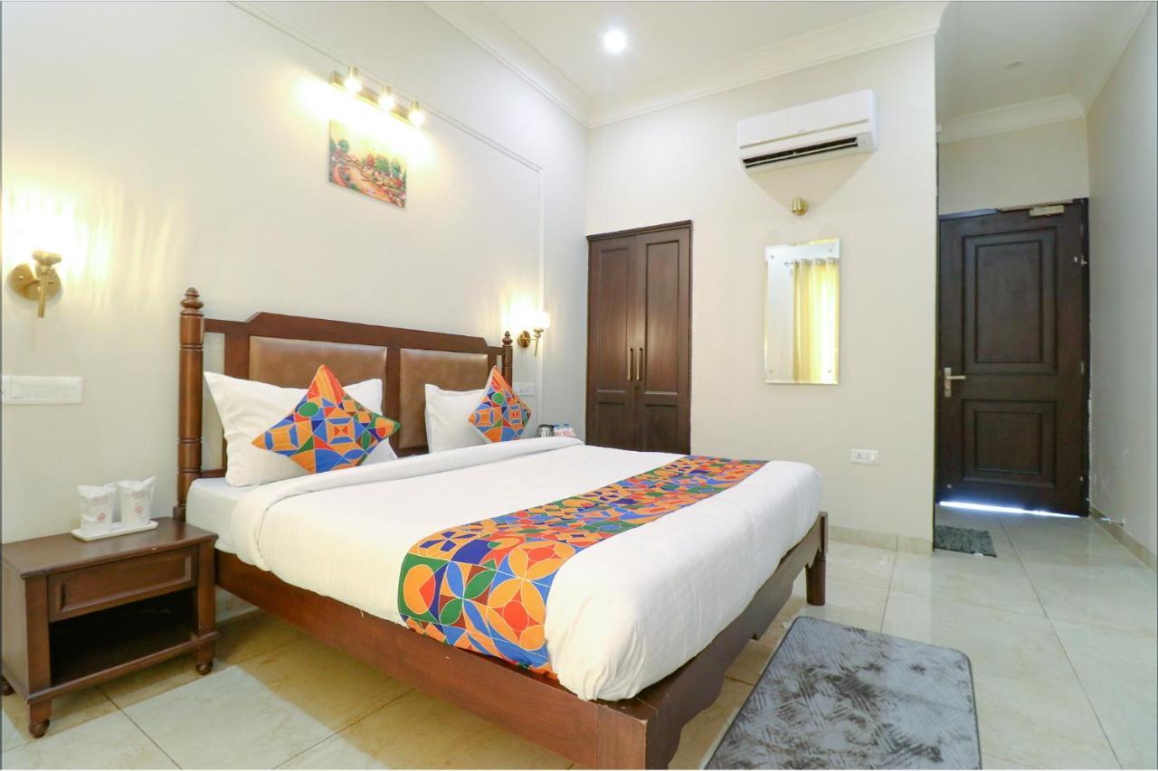 Fabhotel K9 Villa Ludhiana Exterior photo